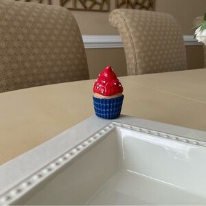 Patriotic Red White Blue Cupcake Platter Decoration- Red Icing 🇺🇸